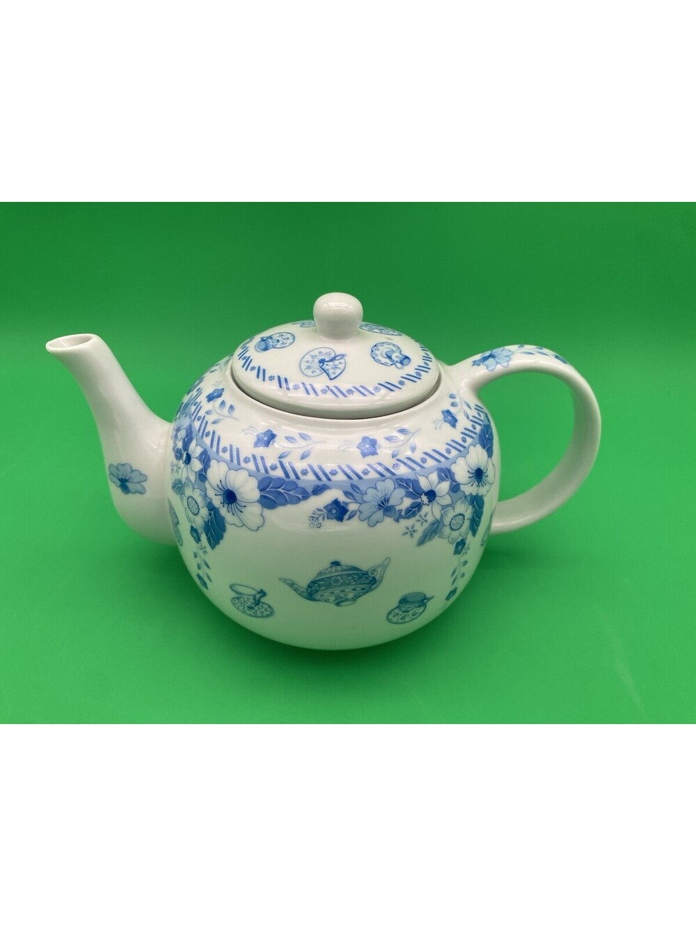 Andrea by Sadek White & Blue Garden Party English Tea Collection Teapot